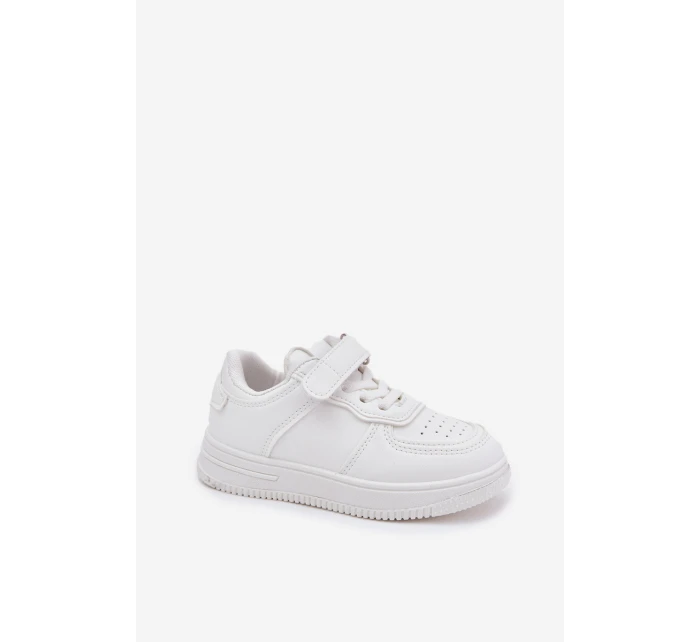 Dětská Sportovní Obuv Z Eko Kůže Bílá model 21700953 - Boto Dětská Sportovní Obuv Z Eko Kůže Bílá model 21700953 - Boto