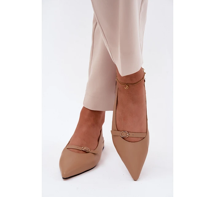 Kožené sandály na nízkém podpatku model 22123093 tmavě béžové - Maciejka