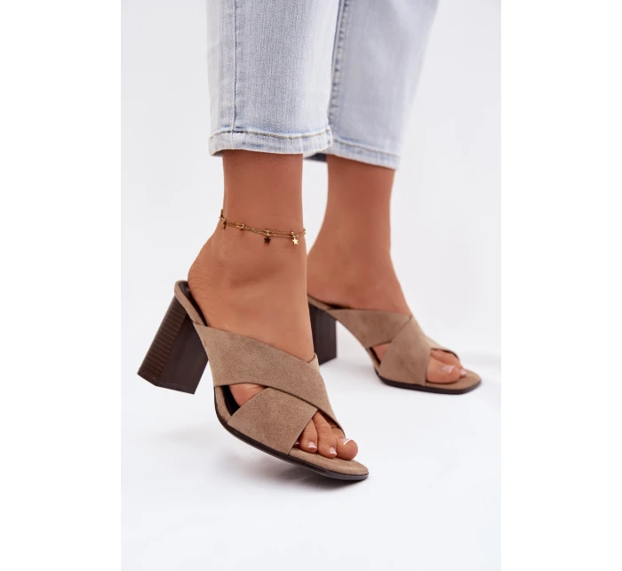 Dámské sandály na podpatku tmavě béžové Denessa