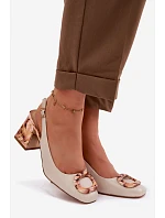 Kožené dámské sandály na podpatku s přezkou D&A model 22100324 Béžové - S.Barski Kožené dámské sandály na podpatku s přezkou D&A model 22100324 Béžové - S.Barski