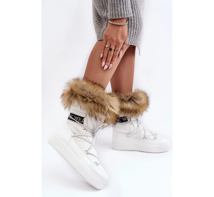 Dámské šněrovací boty bílé model 21635480 - Boto Dámské šněrovací boty bílé model 21635480 - Boto