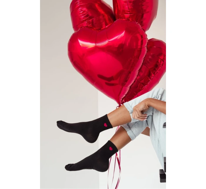 Dámské ponožky Malé srdíčko Černé