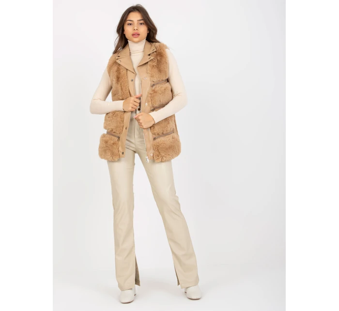 AI KZ TR2021.69 velbloudí vesta