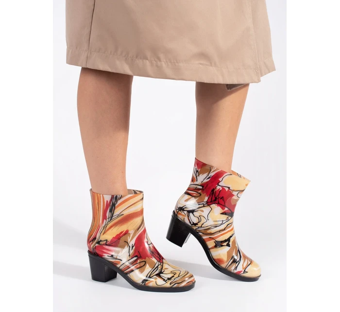 Jedinečné gumáky vícebarevné dámské na širokém podpatku Jedinečné gumáky vícebarevné dámské na širokém podpatku