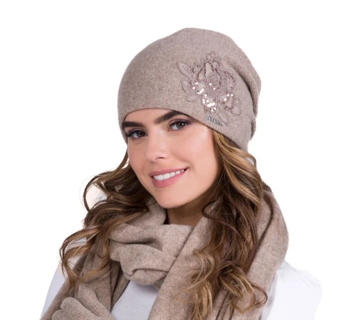 model 21082994 kolor:beżowy ciemny - Kamea model 21082994 kolor:beżowy ciemny - Kamea