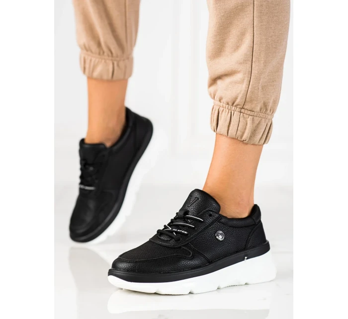 Zajímavé  tenisky černé dámské bez podpatku