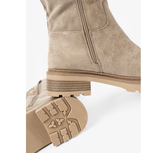 Stylové dámské hnědé kotníčkové boty platforma Stylové dámské hnědé kotníčkové boty platforma