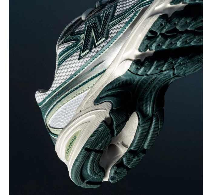 Boty New Balance U740GR2