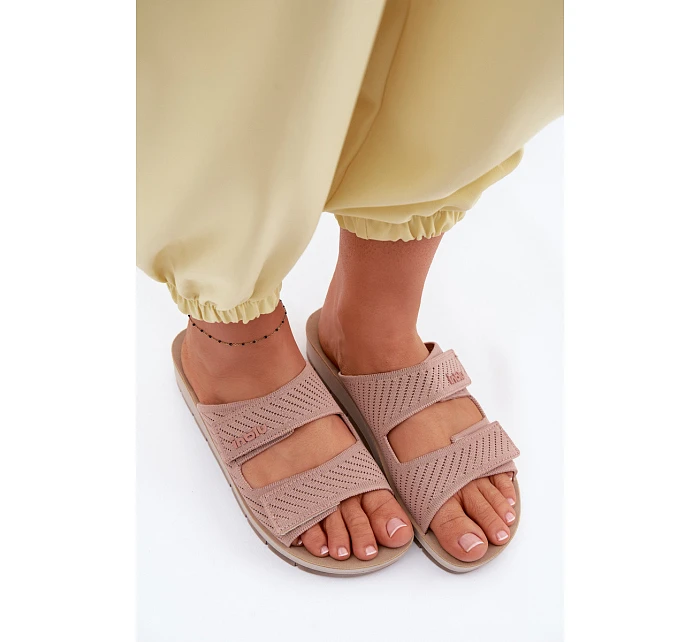 Dámské pantofle Růžové model 22094881 - Inblu Dámské pantofle Růžové model 22094881 - Inblu