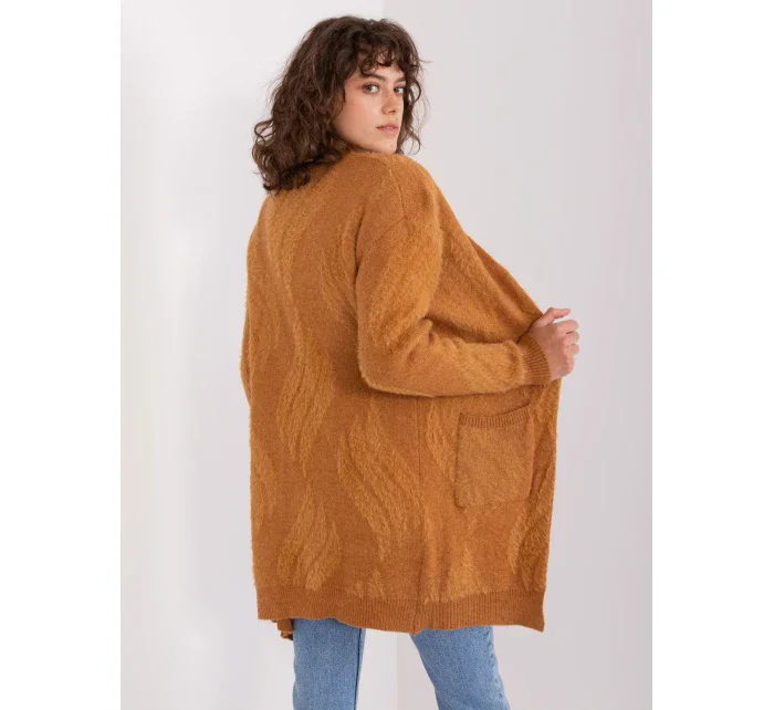 Sweter AT SW model 19014671 camelowy - FPrice Sweter AT SW model 19014671 camelowy - FPrice