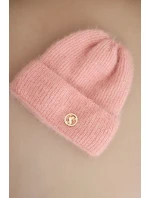 Dámská zimní čepice model 21441778 s ozdobným knoflíkem světle pudrově růžová - K-Fashion Dámská zimní čepice model 21441778 s ozdobným knoflíkem světle pudrově růžová - K-Fashion