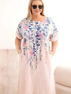 Dámské viskózové šaty Plus Size s krátkým rukávem a rozparky na bocích pudrově růžová