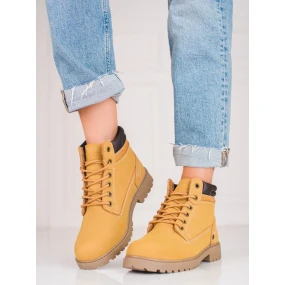 Luxusní dámské hnědé  kotníčkové boty na plochém podpatku