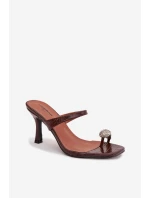 Dámské lodičky na s ozdobným detailem Čokoládové model 21943388 - Boto