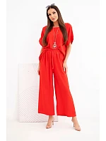 Dámský viskózový komplet halenka s krátkým rukávem a kalhoty se širokými nohavicemi červený