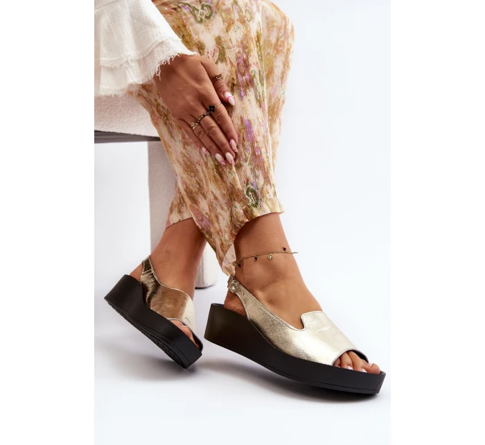 Zazoo 2893 Dámské kožené sandály na tlusté podrážce zlaté Zazoo 2893 Dámské kožené sandály na tlusté podrážce zlaté