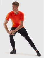Pánské sportovní tričko slim z recyklovaných materiálů 4F - oranžové Pánské sportovní tričko slim z recyklovaných materiálů 4F - oranžové