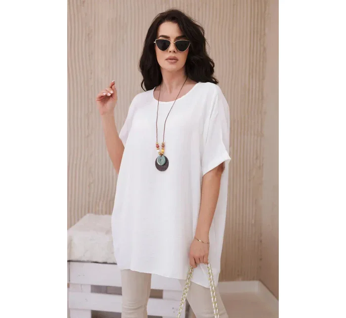 Oversized halenka s přívěskem ecru Oversized halenka s přívěskem ecru