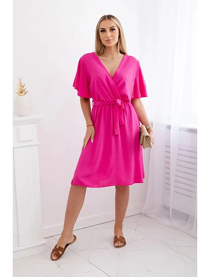 Šaty s model 22048733 výstřihem růžový - K-Fashion