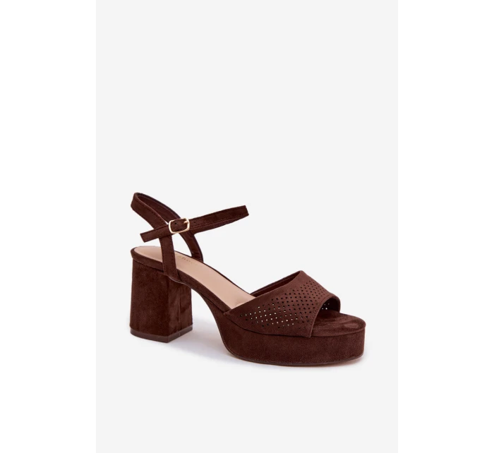 Dámské sandály na podpatku z eko semiše čokoládové Iserelle