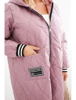 Dámská bunda Plus Size prošívaná s kapucí a model 21486145 manžetami tmavě růžová - K-Fashion