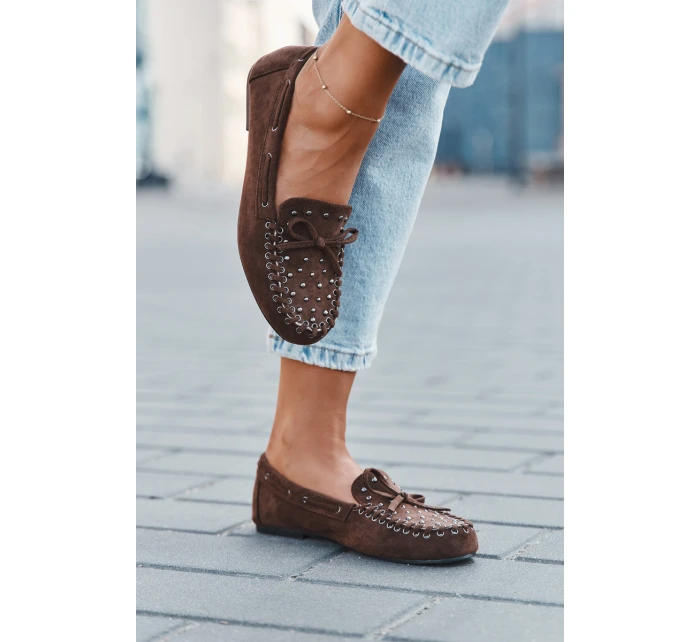 Dámské zdobené mokasíny z eko semiše model 21834478 – hnědé - Kesi
