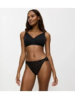 AMOURETTE - Tai kalhotky s tenčím elastickým páskem a LYCRA® Triumph AMOURETTE - Tai kalhotky s tenčím elastickým páskem a LYCRA® Triumph