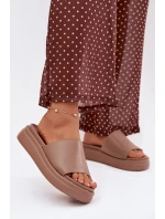 Dámské pantofle na platformě – tmavě béžové Tanelisse