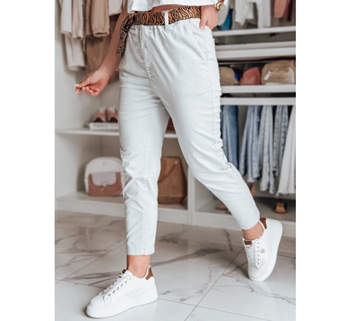 Dámské kalhoty s páskem MADELINA světle šedé FashionStreet UY2625