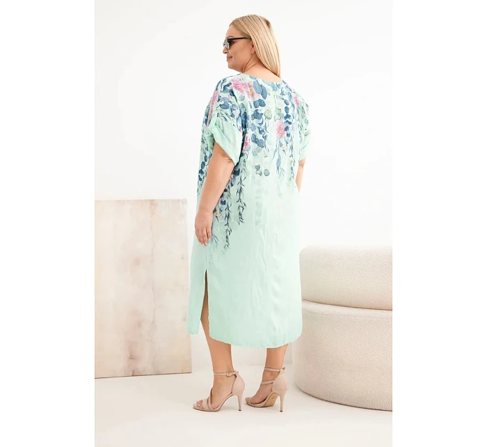 Dámské viskózové šaty Plus Size s krátkým rukávem a rozparky po model 22092334 - K-Fashion