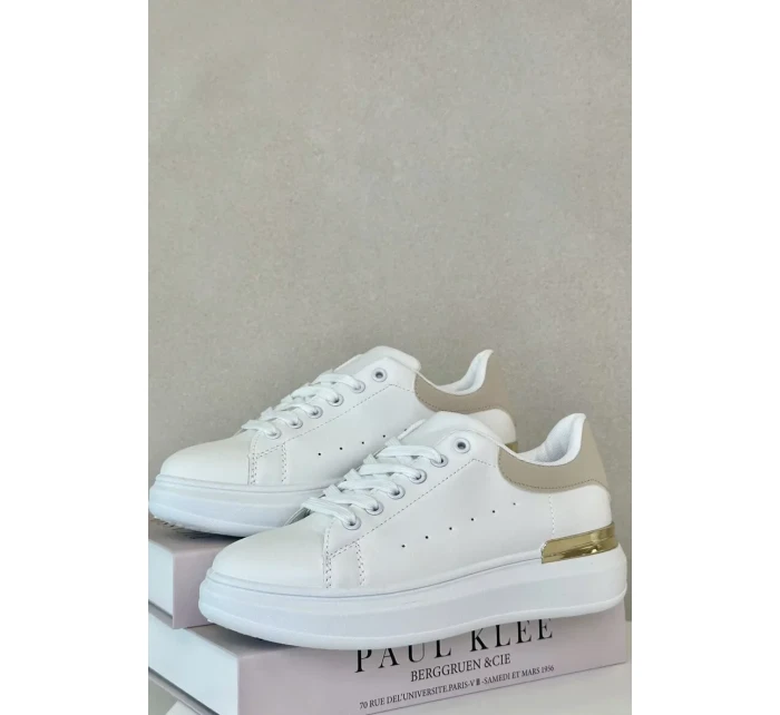 Nízké Dámské Tenisky Na Platformě Z Eko Kůže Bílo-Béžové Nevelena Nízké Dámské Tenisky Na Platformě Z Eko Kůže Bílo-Béžové Nevelena