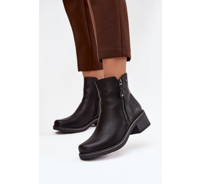 Dámské kotníkové boty černé - model 21857912