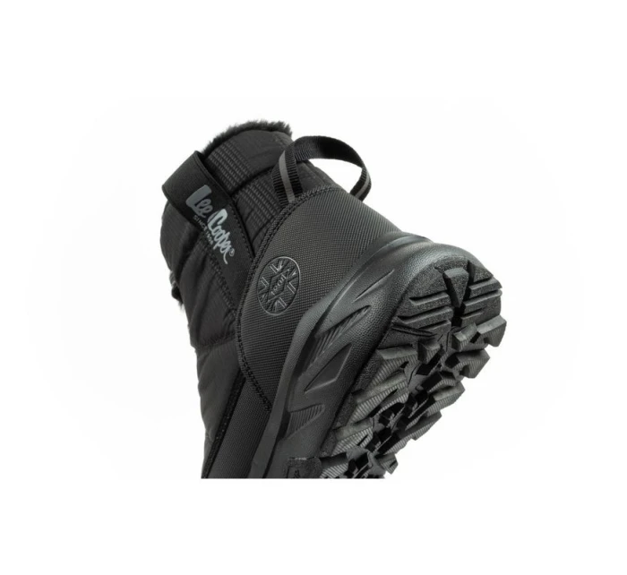 dámská zimní sportovní obuv model 21406197 zateplená černá dámské - Lee Cooper dámská zimní sportovní obuv model 21406197 zateplená černá dámské - Lee Cooper