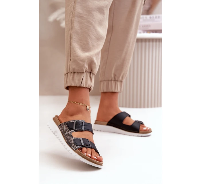 Dámské Pohodlné Pantofle S Přezkami Černé model 21667965 - Inblu