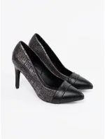 Krásné dámské lodičky černé na jehlovém podpatku Krásné dámské lodičky černé na jehlovém podpatku