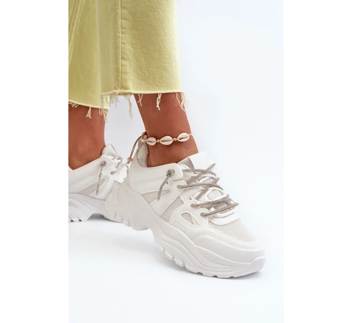 Dámské tenisky na masivní podrážce s ozdobným šněrováním bílá Relissa Dámské tenisky na masivní podrážce s ozdobným šněrováním bílá Relissa