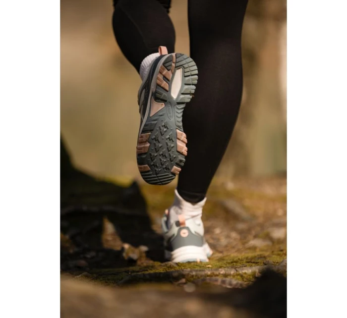 Boty Hi-Tec Hiest Low WP W 92800657927 Boty Hi-Tec Hiest Low WP W 92800657927