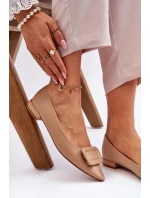 Klasické baleríny s zdobením Béžove model 21622390 - Boto