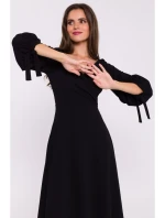 Rozšířené šaty s rukávy černé model 20531368 - STYLOVE