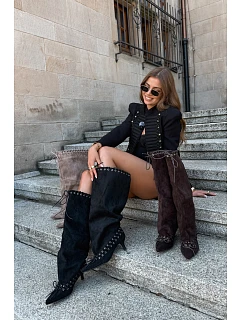 Černé kozačky s kitten heel z semiše s ozdobným šněrováním Juletta