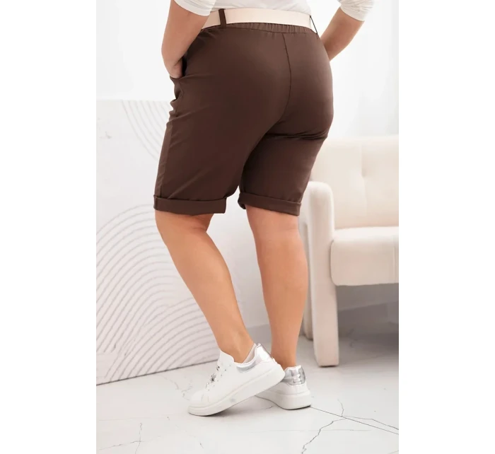 Dámské bavlněné šortky Plus Size s páskem hnědý Dámské bavlněné šortky Plus Size s páskem hnědý