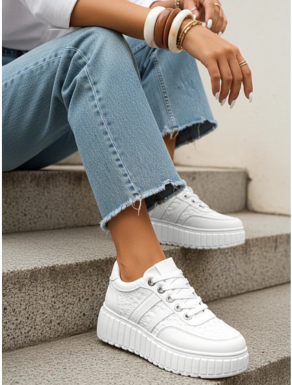 Dámské kožené tenisky ZY1394 bílé - FashionStreet Dámské kožené tenisky ZY1394 bílé - FashionStreet