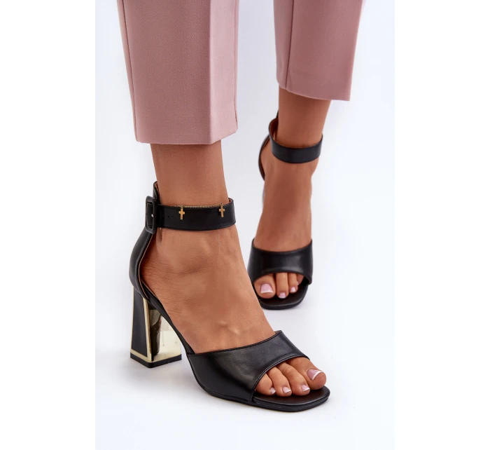 Elegantní černé dámské sandály na podpatku Rosazara