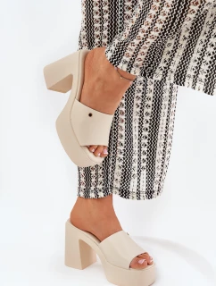 Dámské sandály z eko kůže na podpatku a platformě světle béžové Tamirella