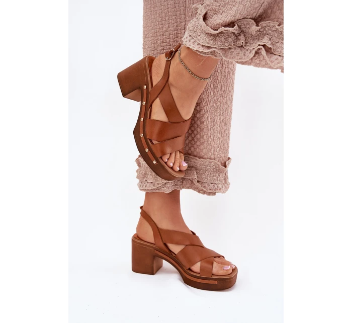 Kožené sandály na podpatku model 21699711 hnědé - Zazoo
