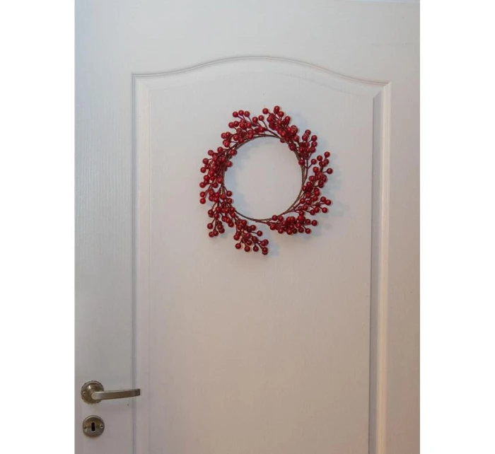 OZDOBNÝ VĚNEC Z JEŘABIN 30 CM