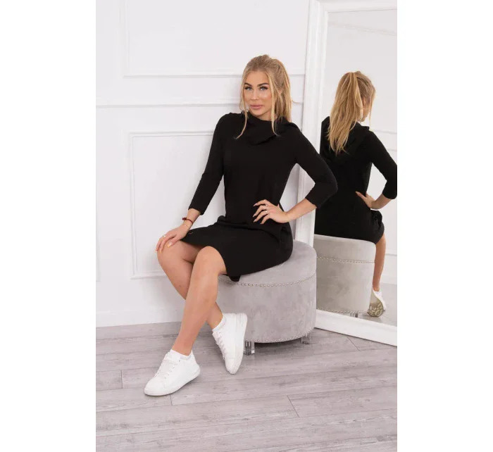 Šaty s kapucí a kapsami černé