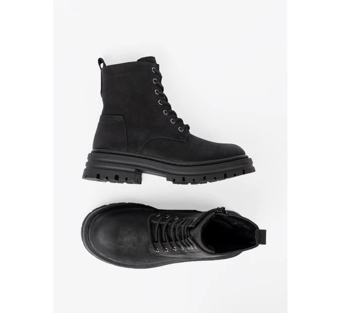 Trendy dámské kotníčkové boty černé Trendy dámské kotníčkové boty černé