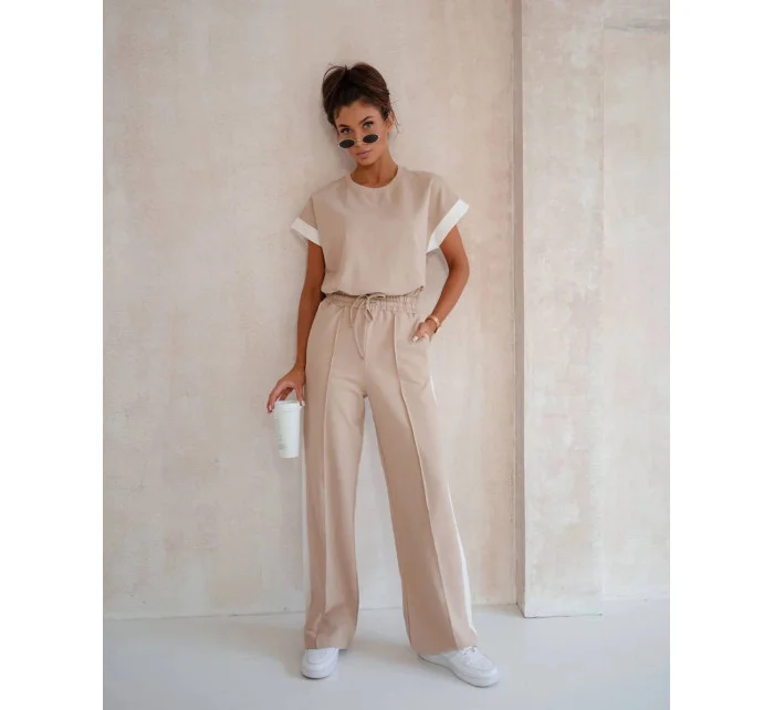 Komplet z beżowy model 21076397 - Moon Komplet z beżowy model 21076397 - Moon