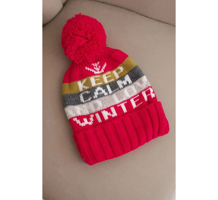 Dámská zimní čepice s vlnou a nápisem s velkým bambulí K422 fuchsie Dámská zimní čepice s vlnou a nápisem s velkým bambulí K422 fuchsie